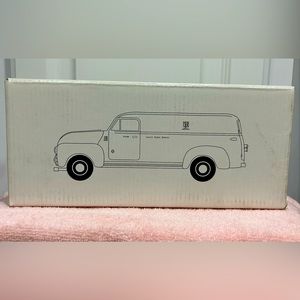 United Parcel Service 1954 Chevrolet Panel Van 1:28 Corporate Hermann Marketing